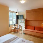 Hotel Jufa 3*