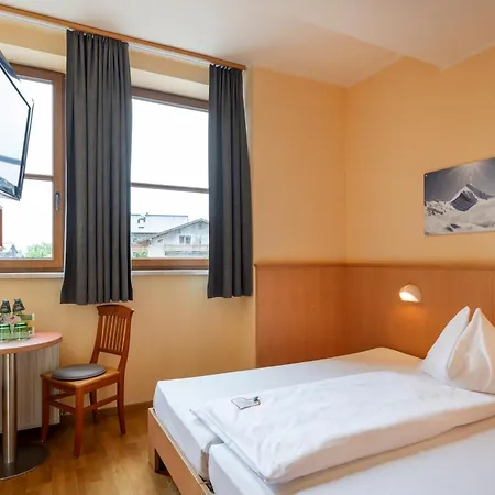 Jufa - Inklusive Sommerkarte Zell Am & ホテル 3*