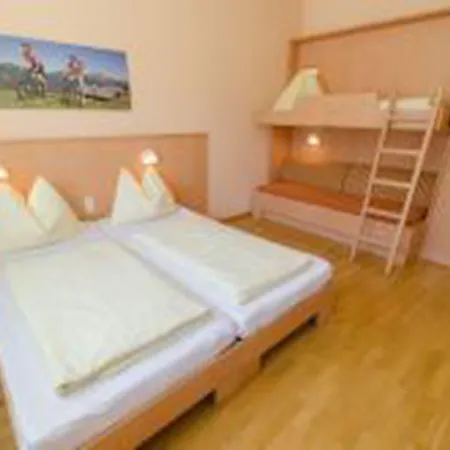ホテル Jufa - Inklusive Sommerkarte Zell Am &